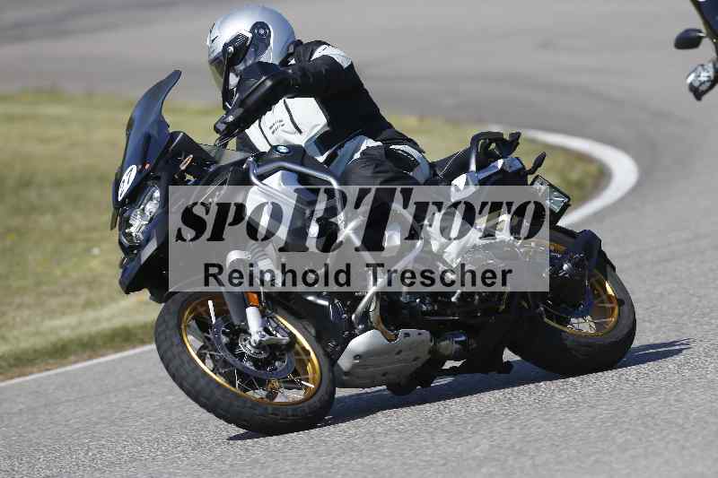 /01 02.04.2026 MAZ ADR/Gruppe rot/27